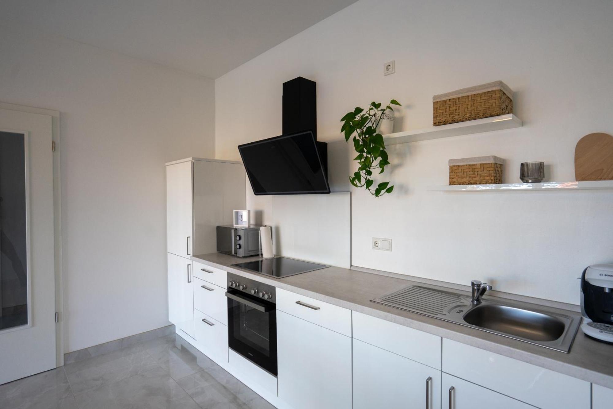 Tomkes Ferienwohnung Am See Rhauderfehn Exterior photo
